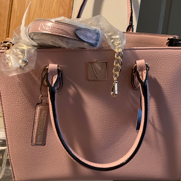 VS NWT light pinkish/plum colored Purse - Picture 1 of 7
